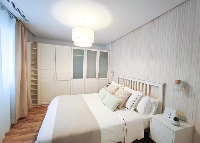 Dflat Escultor Madrid Apartments